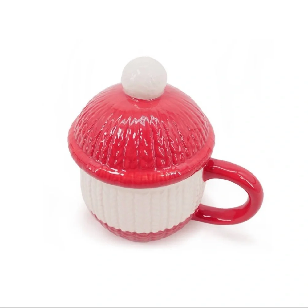Target Bullseye Playground Christmas 2025 red white Knit Pom Pom Hat Mug w/ Lid